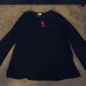 BNWT Avenue Long Sleeved shirt with lace details